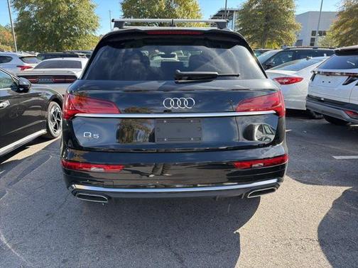 2024 Audi Q5 45 S line Premium