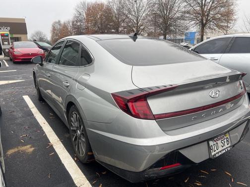 2021 Hyundai SONATA Limited