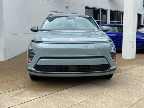 2025 Hyundai KONA EV SEL