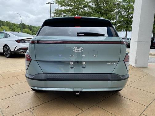 2025 Hyundai KONA EV SEL