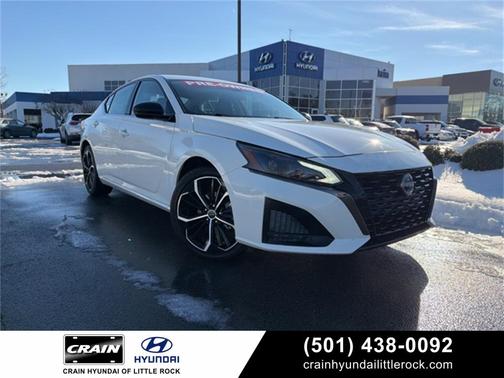 2025 Nissan Altima SR FWD