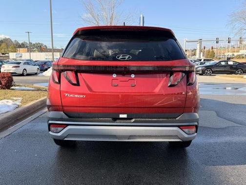 2026 Hyundai TUCSON SEL