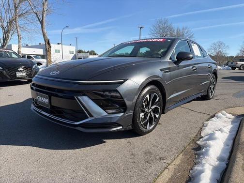 2024 Hyundai SONATA SEL