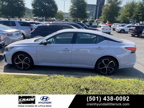 2024 Nissan Altima SR FWD