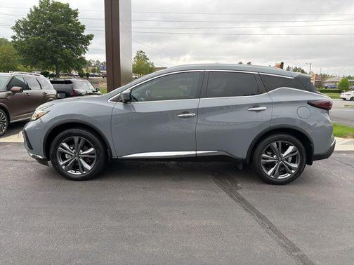 Boulder Gray Pearl 2023 Nissan Murano Platinum FWD