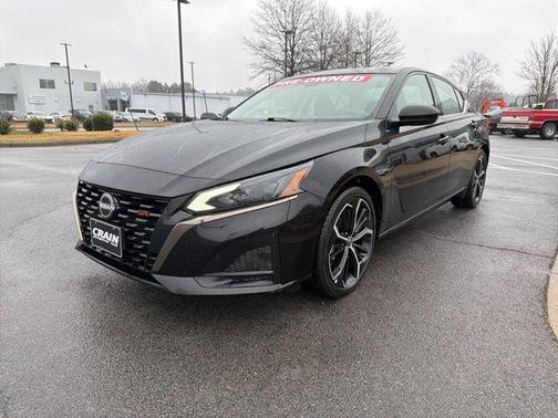 2025 Nissan Altima SR FWD