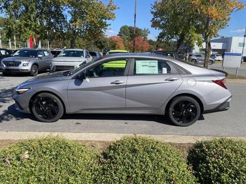 2026 Hyundai ELANTRA Sport