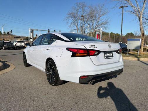 2024 Nissan Altima SR FWD