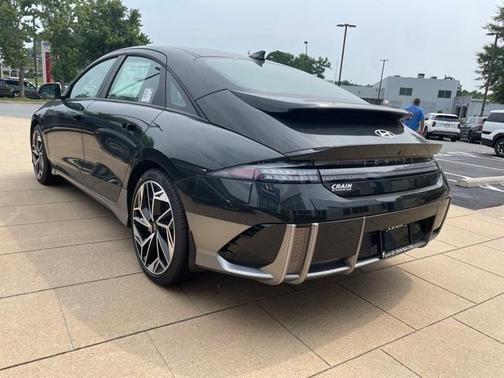 2024 Hyundai IONIQ 6 SEL