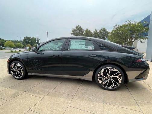 2024 Hyundai IONIQ 6 SEL