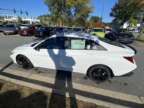 2026 Hyundai ELANTRA Sport