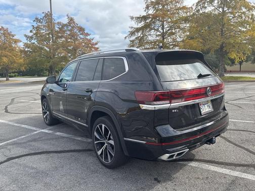 2024 Volkswagen Atlas 2.0T SEL Premium R-Line 4MOTION