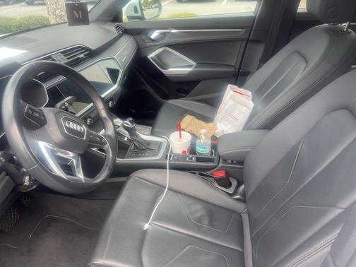 2023 Audi Q3 Premium 45 TFSI S line quattro Tiptronic