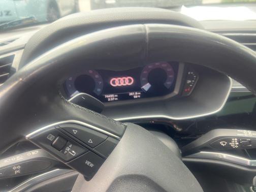 2023 Audi Q3 Premium 45 TFSI S line quattro Tiptronic