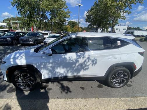 2025 Hyundai TUCSON Hybrid Limited