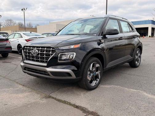 Onyx Black 2026 Hyundai VENUE SEL