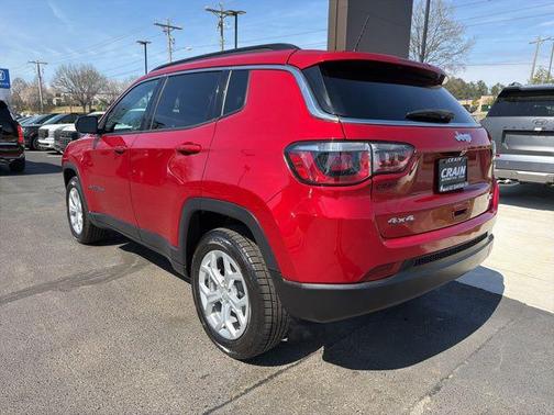 2024 Jeep Compass Latitude