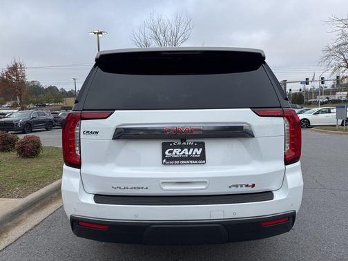 2023 GMC Yukon XL 4WD AT4