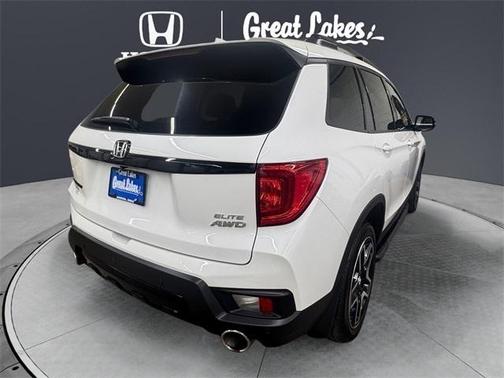 2023 Honda Passport AWD Elite
