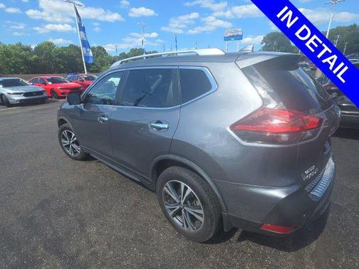 Gun Metallic 2019 Nissan Rogue SV