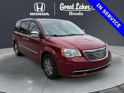 Deep Cherry Red Crystal Pearlcoat 2014 Chrysler Town & Country Limited