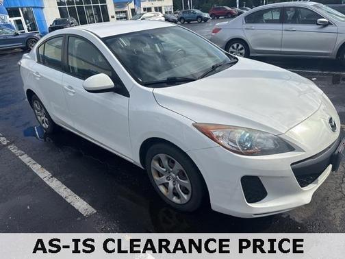 2013 Mazda Mazda3 i Sport