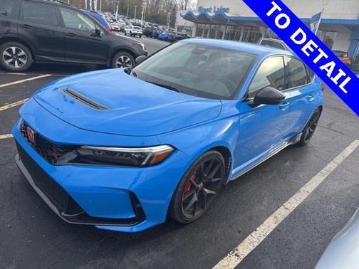 2025 Honda Civic Type R Base