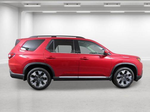 Radiant Red Metallic II 2026 Honda Pilot Touring 8-Passenger