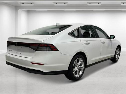 2025 Honda Accord LX 1.5T