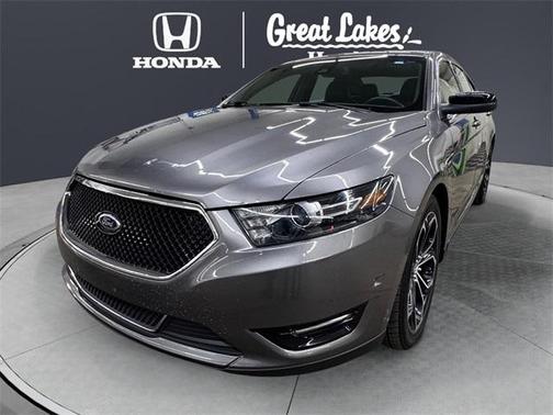 2013 Ford Taurus SHO