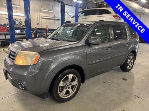 Polished Metal Metallic 2012 Honda Pilot EX