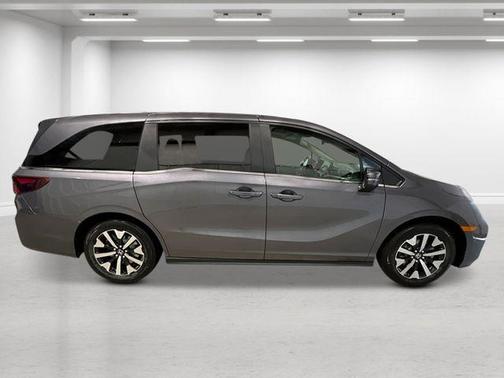 Modern Steel Metallic 2026 Honda Odyssey EX-L