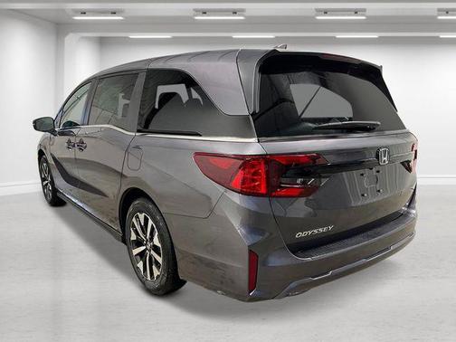 Modern Steel Metallic 2026 Honda Odyssey EX-L