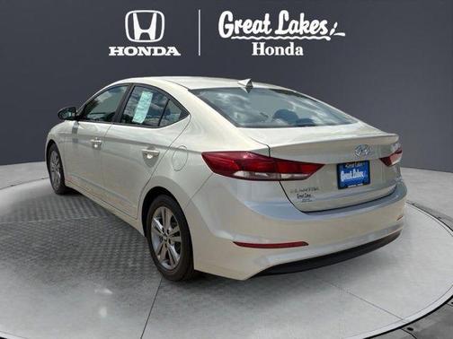 Mineral Beige Pearl 2018 Hyundai ELANTRA SEL
