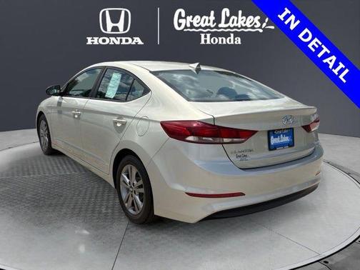 Mineral Beige Pearl 2018 Hyundai ELANTRA SEL