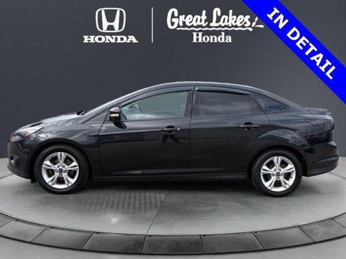 Tuxedo Black Metallic 2014 Ford Focus SE