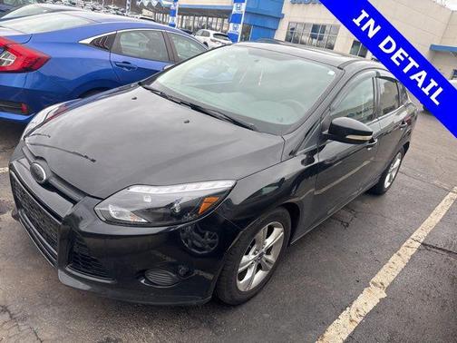 Tuxedo Black Metallic 2014 Ford Focus SE