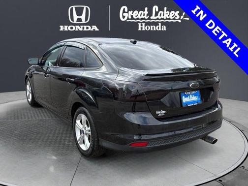 Tuxedo Black Metallic 2014 Ford Focus SE