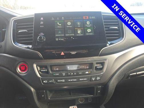 Sonic Gray Pearl 2022 Honda Pilot AWD Sport