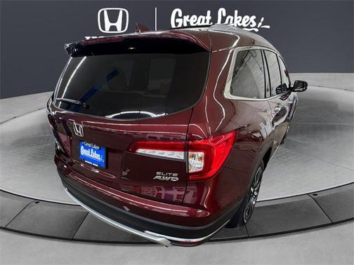 2022 Honda Pilot AWD Elite