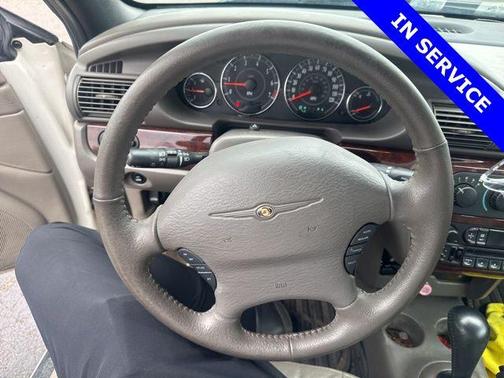 Stone White Clearcoat 2002 Chrysler Sebring LXi