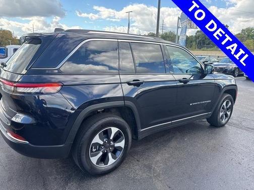 2023 Jeep Grand Cherokee 4xe Base