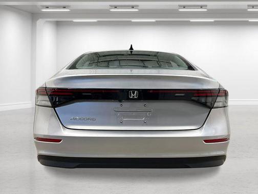 Solar Silver Metallic 2026 Honda Accord SE