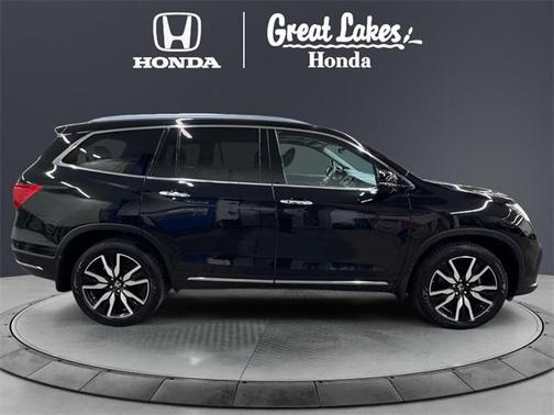 2019 Honda Pilot Touring 8-Passenger