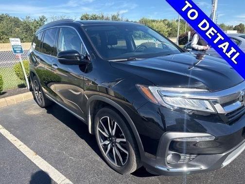 2019 Honda Pilot Touring 8-Passenger