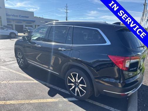 2019 Honda Pilot Touring 8-Passenger
