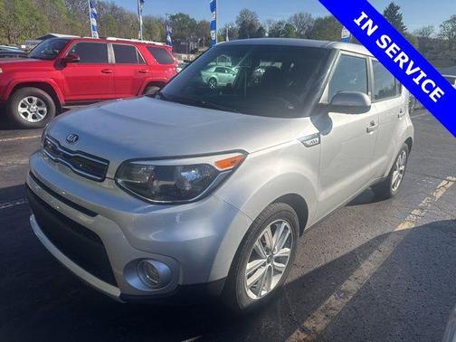 Bright Silver 2018 Kia Soul +