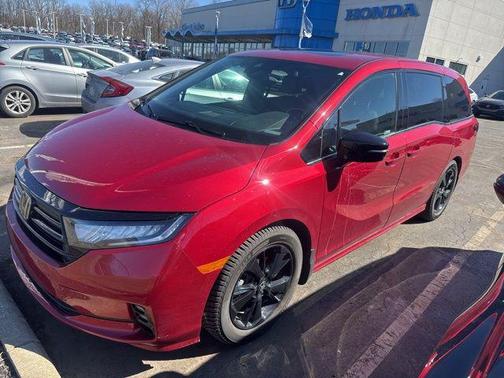 2024 Honda Odyssey Sport