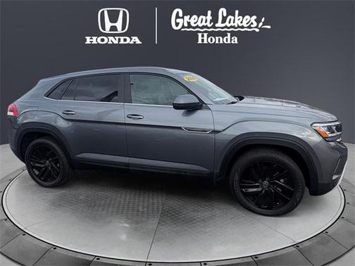 2022 Volkswagen Atlas Cross Sport 3.6L V6 SE w/Technology