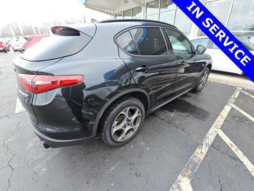 2022 Alfa Romeo Stelvio Sprint